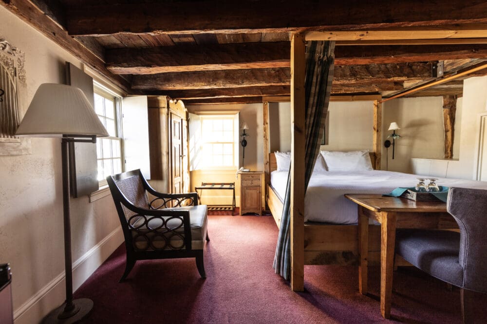 Rooms Gallery - The Red Lion Inn